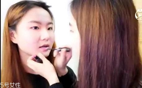 內(nèi)雙怎么畫眼線？內(nèi)雙眼皮畫眼妝技巧
