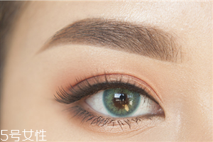 如何化妝使眼睛變大？落日線放大雙眼