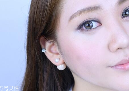 西柚色眼影怎么畫(huà)？教你畫(huà)高冷女神妝容