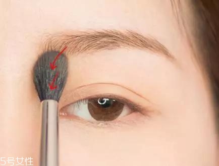網(wǎng)紅的妝都是怎么化的？論女生眼妝的重要性