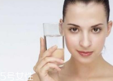 補(bǔ)水貼片面膜適合什么膚質(zhì)？不分膚質(zhì)