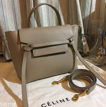 celine鯰魚(yú)包尺寸一共幾個(gè)？時(shí)尚大咖都愛(ài)它
