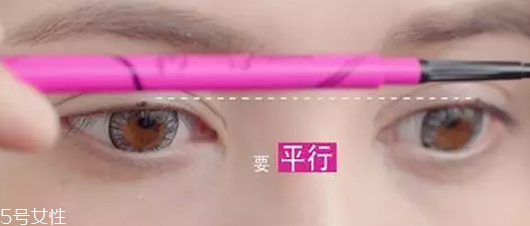 眼線液筆不出水怎么辦？畫眼線的常見(jiàn)誤區(qū)