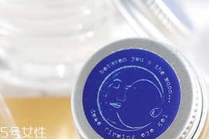 眼部凝膠什么時(shí)候用？更加推薦晚上用