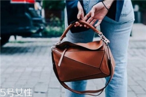 loewe包包怎么樣？舉手投足盡顯優(yōu)雅