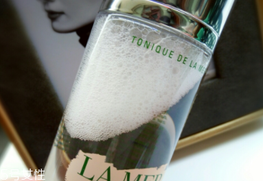 海藍(lán)之謎煥膚水適合干皮嗎？海藍(lán)之謎煥膚水產(chǎn)品評測