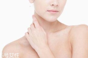 頸紋霜怎么選擇？視黃醇等成分有作用