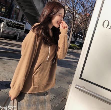 衛(wèi)衣適合什么體型人穿？不同體型選擇不同款式
