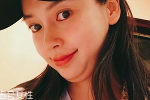 雙下巴怎么減最有效？日常習(xí)慣要注意