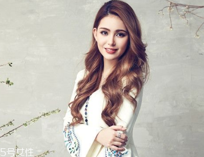 孕睫術(shù)和種睫毛哪個(gè)好？孕睫術(shù)美瞳線不要一起做