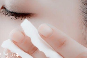 化妝棉濕敷多久好？五分鐘就好