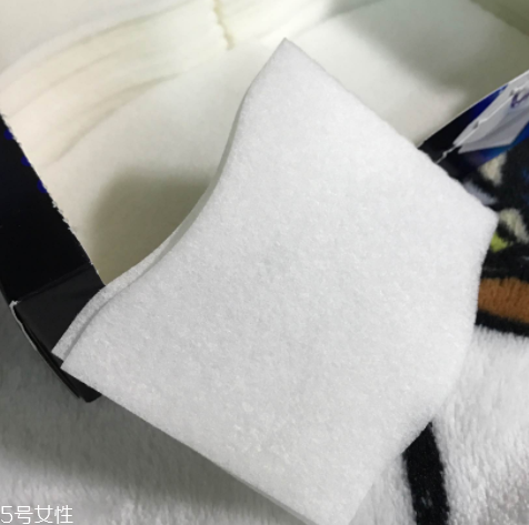 化妝棉濕敷多久好？五分鐘就好