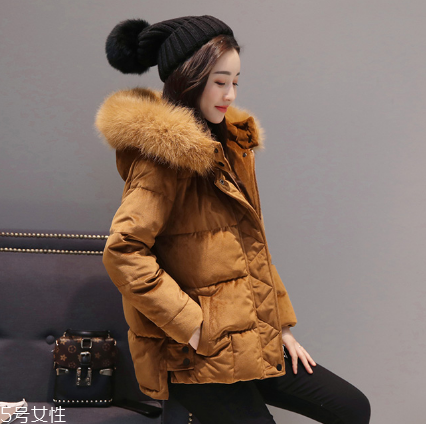 小個子女生適合什么款式棉服？打造冬日浪漫情緣