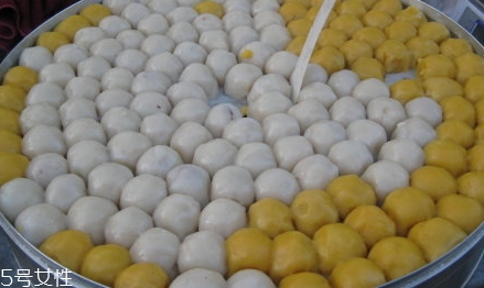 粘豆包蒸多長時(shí)間能熟？用冷水還是熱水蒸