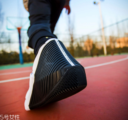 jordan why not zer0.1威少首款簽名鞋實(shí)戰(zhàn)測評(píng)