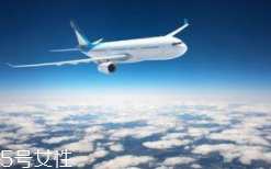 化妝箱可以帶上飛機嗎？看你裝什么產(chǎn)品