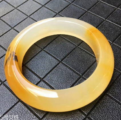 黃龍玉有收藏價(jià)值嗎？不同等級(jí)收藏價(jià)值不同