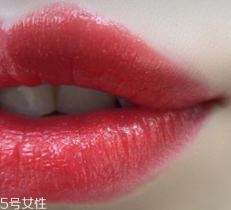 Mac口紅哪個顏色最火？6款最愛唇色試色