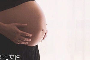 潤唇膏孕婦能用嗎？建議使用孕婦專用唇膏