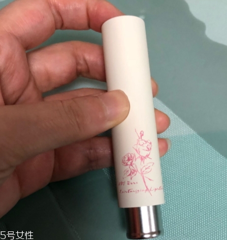 潤唇膏孕婦能用嗎？建議使用孕婦專用唇膏
