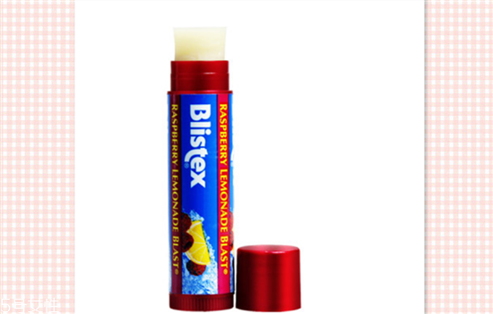 blistex唇膏有哪幾款？使用唇膏應(yīng)該適量