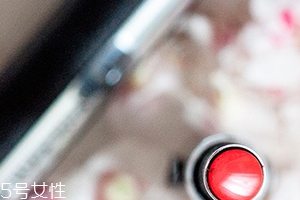 口紅要放在冰箱里嗎？保存口紅的小技巧