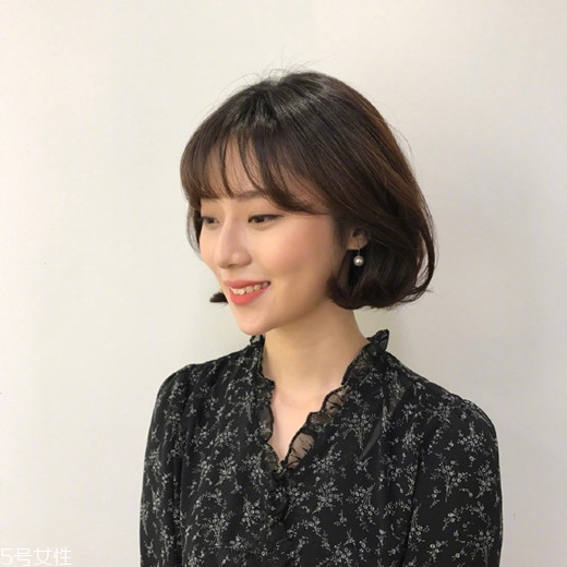 內(nèi)扣短發(fā)適合什么臉型？臉小是關(guān)鍵