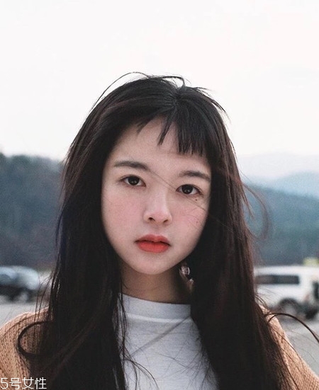 圓臉妹子適合什么發(fā)型？短發(fā)更能突顯氣質(zhì)