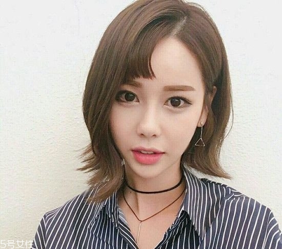 外翹短發(fā)適合什么臉型？再燙內(nèi)扣你就out了
