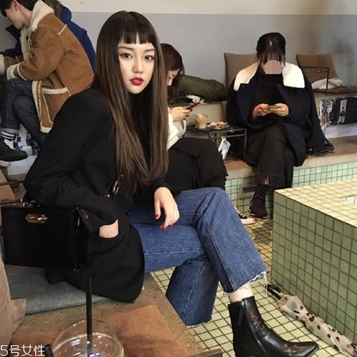 二次元?jiǎng)⒑＿m合什么發(fā)型？讓你個(gè)性十足