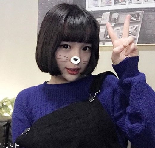 小個(gè)子女生適合什么發(fā)型？蓬松隨意效果