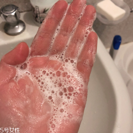 ipsa洗面奶好用嗎？洗完不拔干