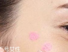 腮紅膏怎么用？用手指暈染效果好
