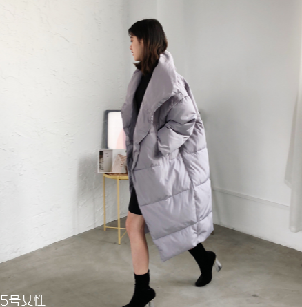 2018流行什么款式的羽絨服？這些羽絨服冬日必備