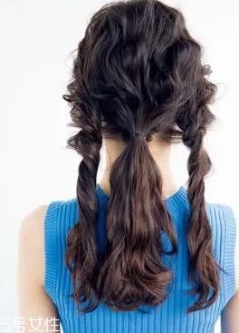 女生冬天長發(fā)怎么編好看？長發(fā)妹紙才懂得的痛