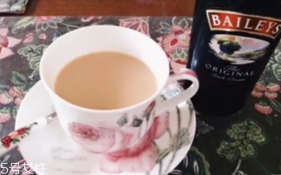 baileys是什么酒？大名鼎鼎的百利甜酒