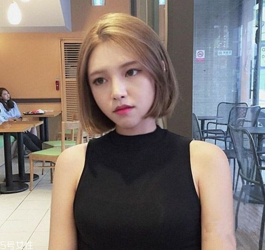 小個(gè)子女生適合什么發(fā)型？蓬松隨意效果