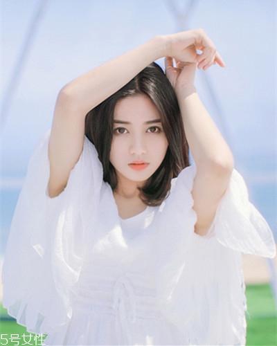 小個(gè)子女生適合什么發(fā)型？蓬松隨意效果