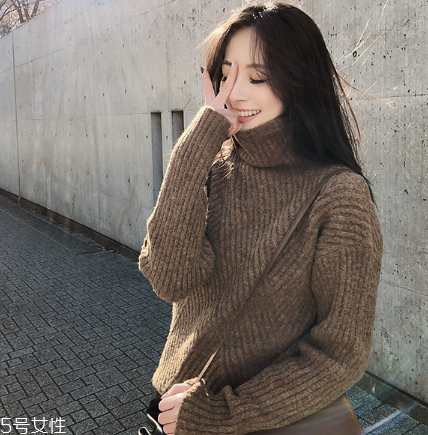 毛衣上的咖啡漬怎么洗？巧用甘油輕松解決