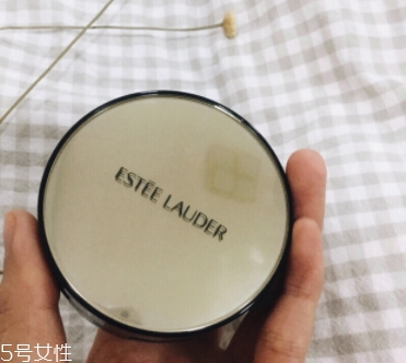 雅詩蘭黛和雪花秀哪個好用？