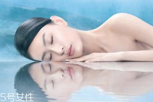 初春要換護膚品嗎？不用全部換