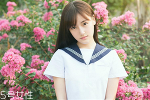 如何給唇部去死皮？雙唇變得自然剔透