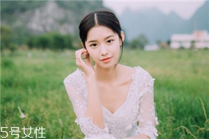 玻尿酸填充法令紋會腫嗎？注射后24小時輕微紅腫