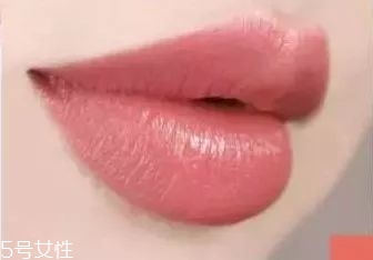 素顏適合什么顏色口紅？增添氣色又顯白