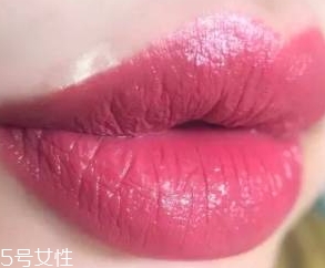 雅詩(shī)蘭黛口紅哪個(gè)色號(hào)最火？哪些最適合黃皮？