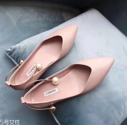 casadei是哪個國家的牌子？在最美的時光你需要一雙好鞋