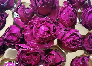 墨紅玫瑰可以天天喝嗎？玫瑰養(yǎng)顏也要適量