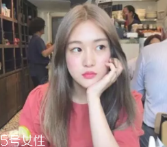 什么女孩適合不留劉海？圓臉妹子掀起劉海更適合你
