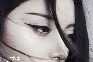 眼線畫(huà)歪了怎么辦？干脆暈成煙熏妝
