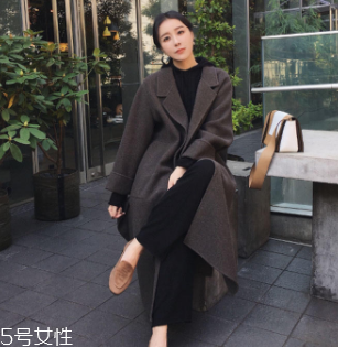 白領(lǐng)女性赴約穿什么好？長(zhǎng)款氣質(zhì)大衣有格調(diào)和氣質(zhì)